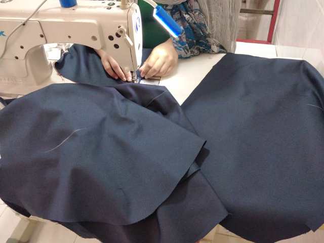 طراحي و توليد مُدهاي اسلامي به دست خانوادههايي که به همت بچههاي مسجد خياط حرفهاي شدند