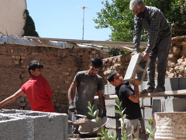 جهادگران کانون شهيد «رضا علي جهانديده» شيراز 14 باب خانه را در بافت قديمي بازسازي کردند