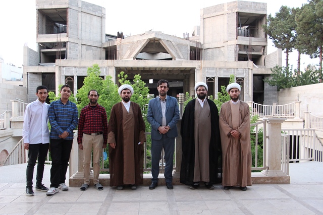 ششمين نشست «هم پاي محراب» به ميزباني کانون فرهنگي هنري «مسجد اعظم» شيراز برگزار شد