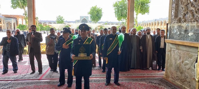 تشرف اعضاي ستاد بزرگداشت دهه کرامت کشور به زيارت آستان مقدس حضرت شاهچراغ(ع)