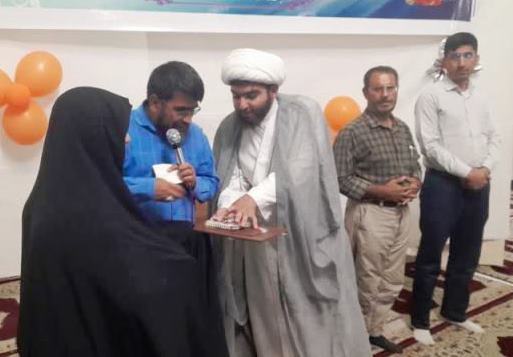 تجليل کانون بنت الهدي شهرستان فسا از دختر شهيد امنيت حجت الله دشتباني